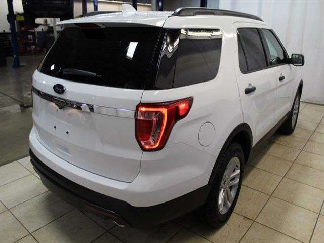 2017 Ford Explorer 4dr SUV